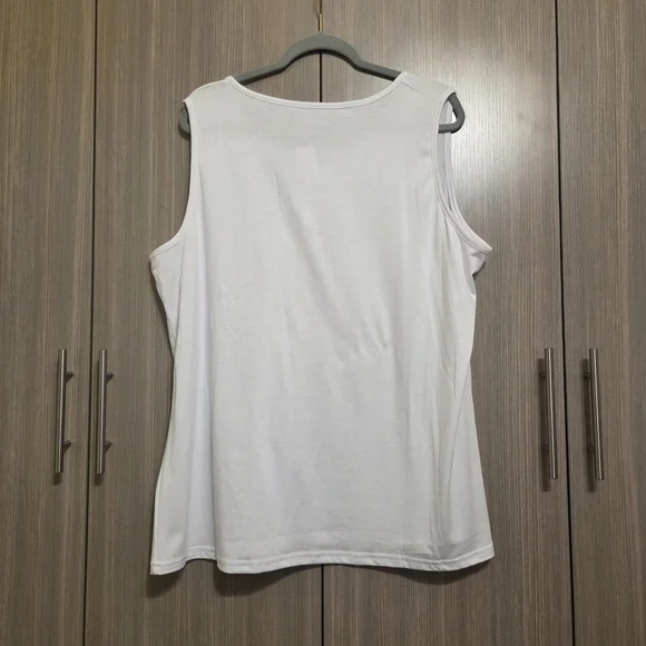 Sleeveless White Top - Picture 2 of 3